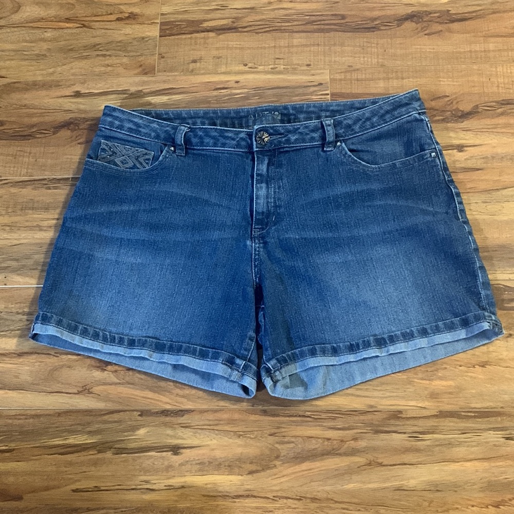 🔴Apt. 9 Jean Shorts Size 14